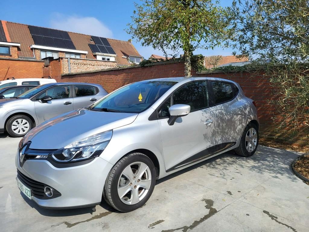 Renault Clio 1.2TCe ~ automaat ~ Carplay, Auto's, Renault, Euro 5, Stof, Zwart, 4 cilinders