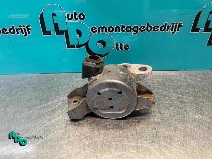 Support moteur d'un Opel Corsa (Corsa D 07-), -, Opel, 3 mois de garantie, Utilisé