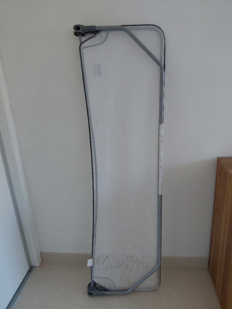 bedrand peuter, Kinderen en Baby's, Kinderkamer | Bedden, Ophalen, 140 tot 160 cm, Zo goed als nieuw, Matras