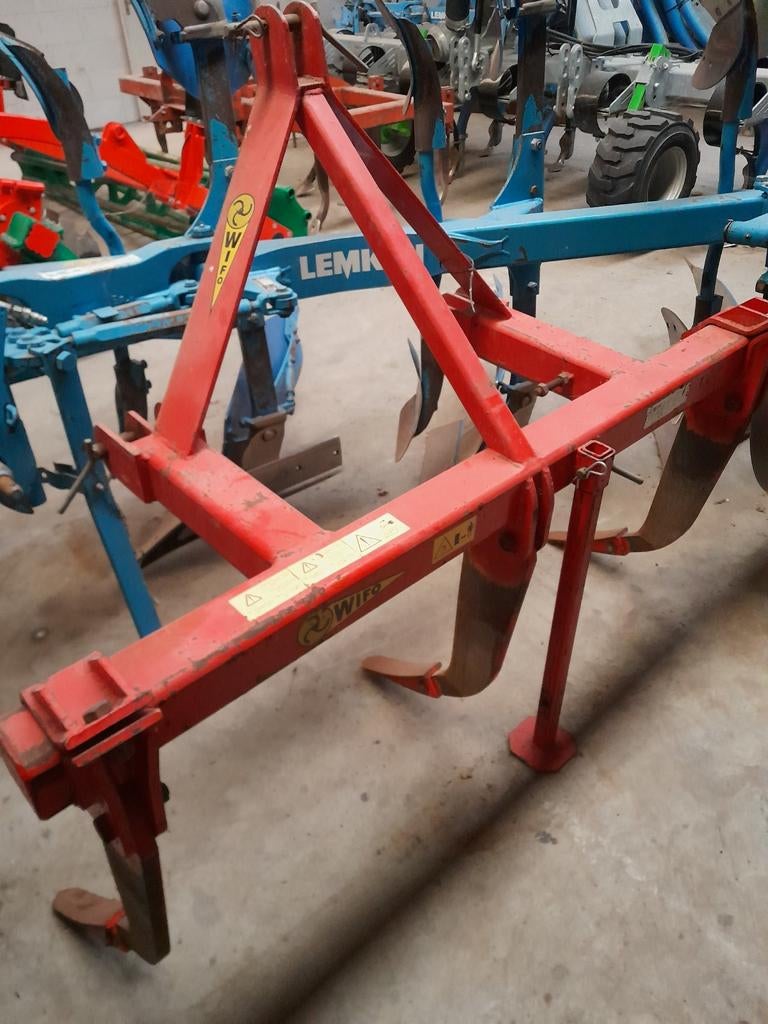 Diepgronder diepwoeler wifo, Zakelijke goederen, Landbouw | Werktuigen, Ophalen
