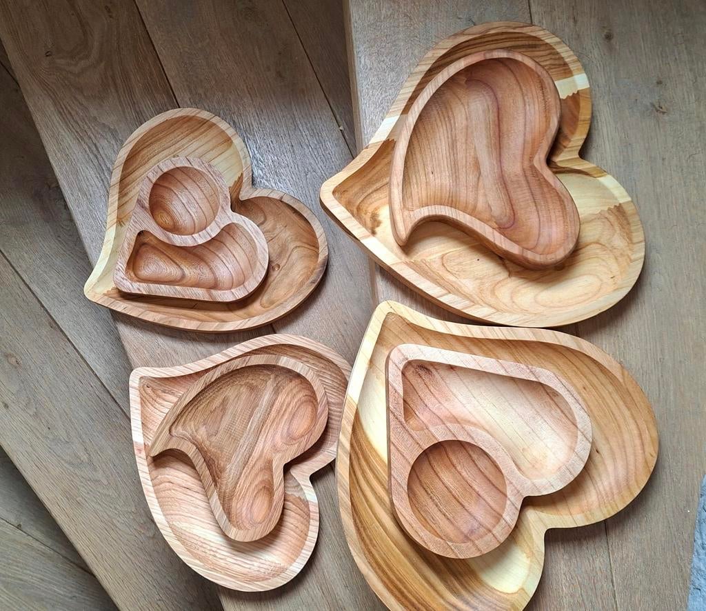 Cadeau romantique : Assiettes cœurs en bois Fait Main, Enlèvement ou Envoi