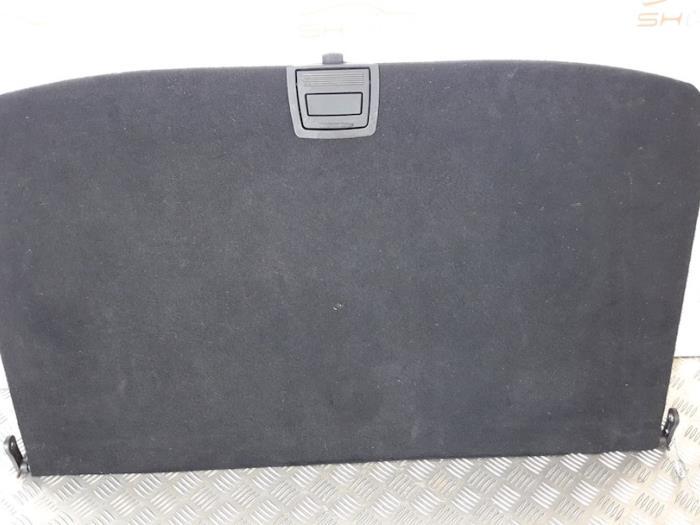 Coffre tapis d'un Mercedes A-Klasse, 3 mois de garantie, Utilisé, -, -