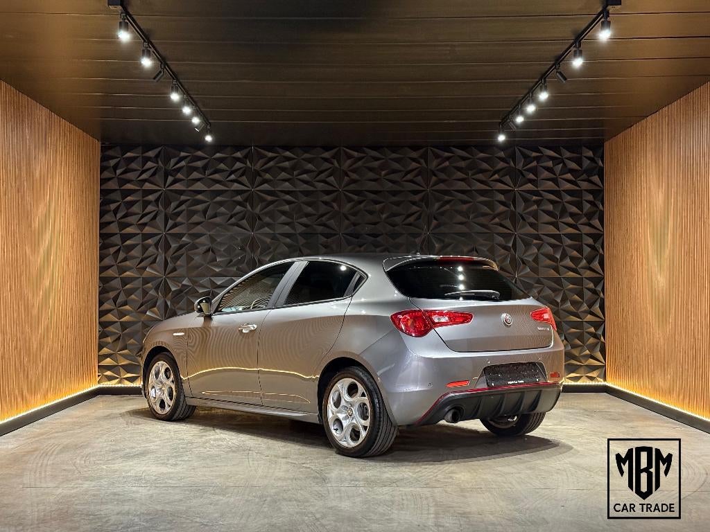 ✅Alfa Romeo Giulietta 1.4 TB Sport GARANTIE GPS Cruise Parks, Autos, 1355 kg, Argent ou Gris, Achat, Euro 6