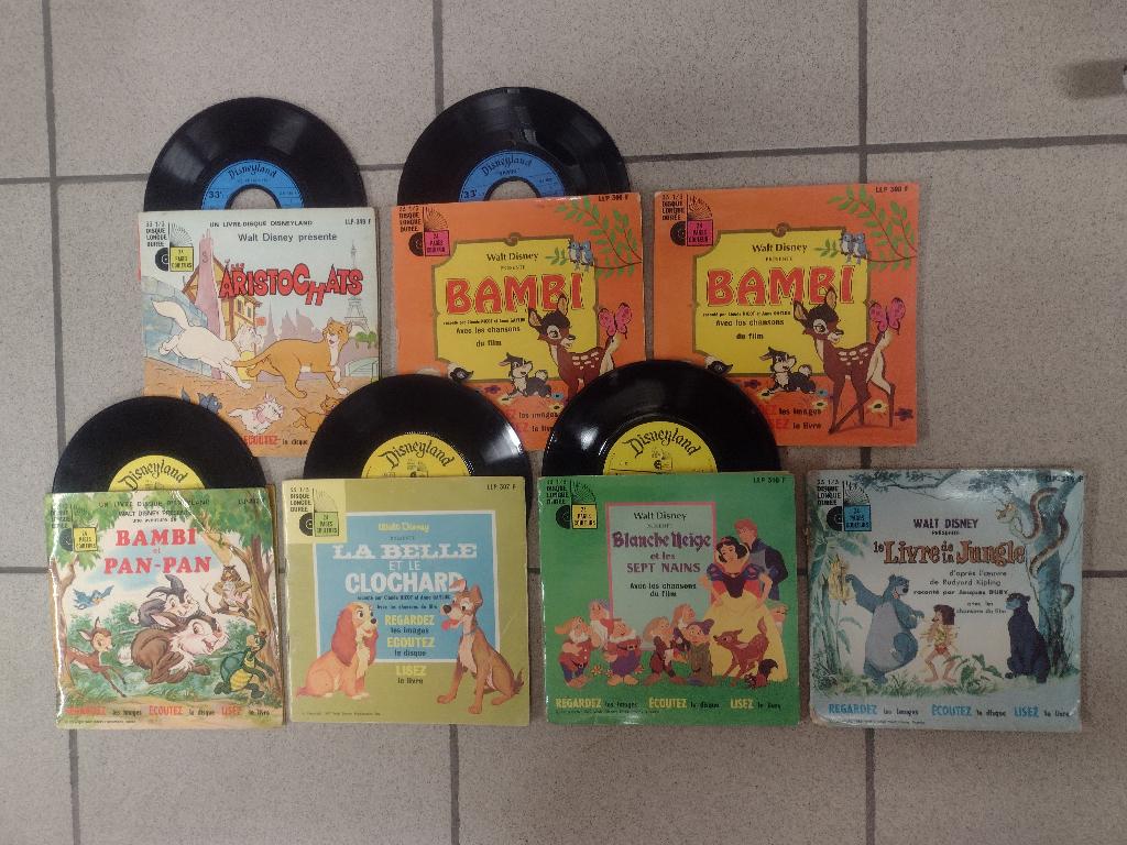 AVIS AUX DISNEYPHILES Lot de livres avec disque, Enlèvement ou Envoi, Utilisé