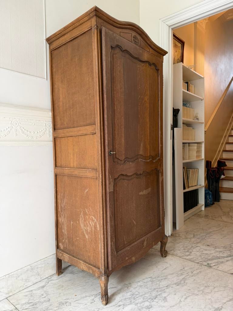 Penderie - Chêne massif - Louis XV (rare), Enlèvement