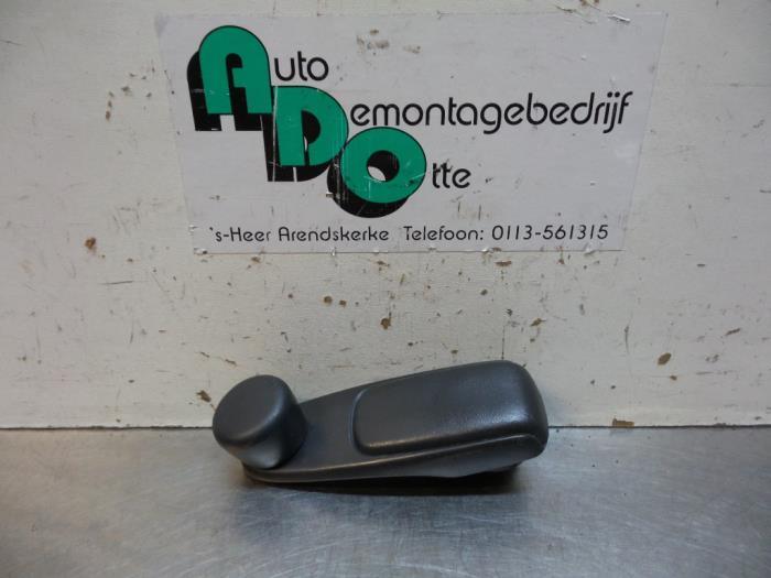 Manivelle de vitre d'un Citroen C3 (C3 02-), -, Utilisé, -, -