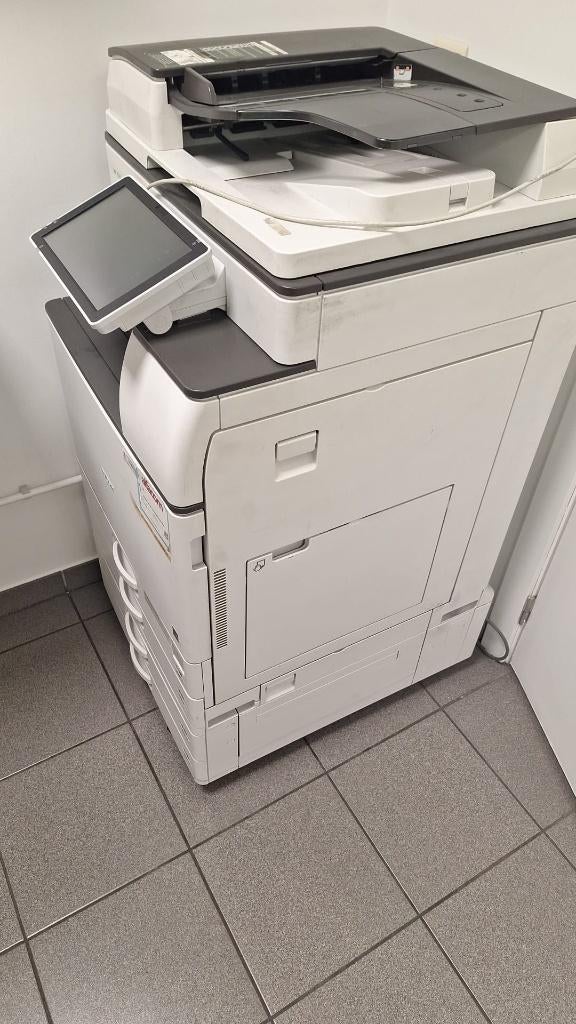Lot de 2 copieurs MFP - imprimantes de la marque Ricoh, Informatique & Logiciels, Imprimantes, Utilisé, All-in-one, Imprimante laser