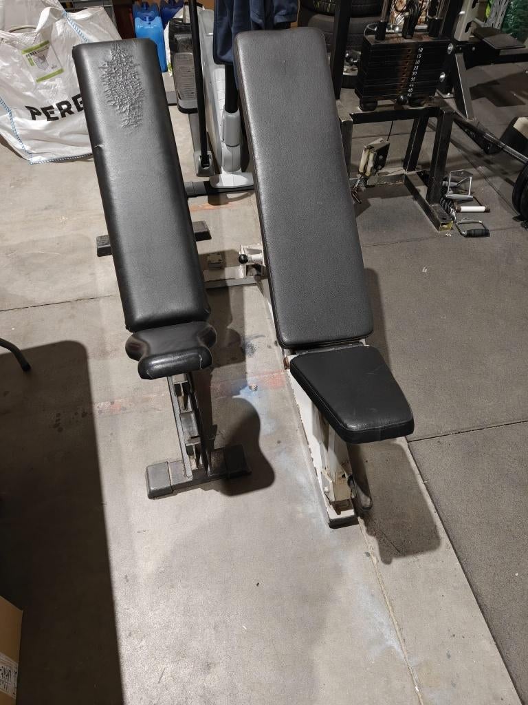 banc de fitness professionnel, Enlèvement, Utilisé, Autres matériaux, Autres types