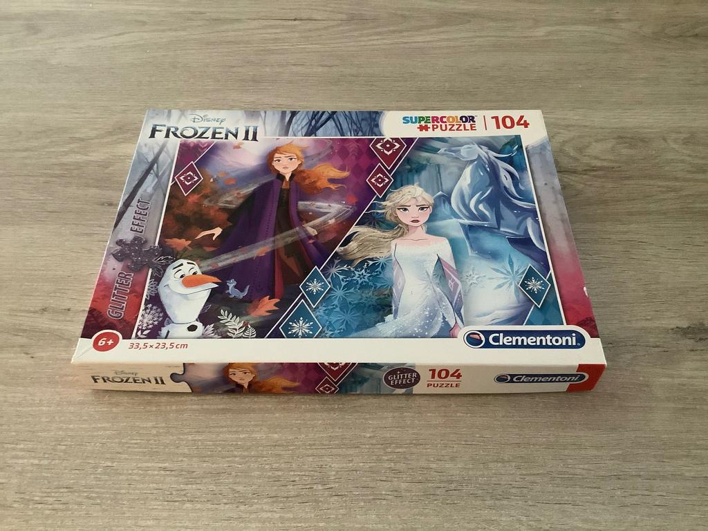 Puzzle à paillettes Disney Frozen II (104 pièces), Enlèvement ou Envoi, Comme neuf, 6 ans ou plus