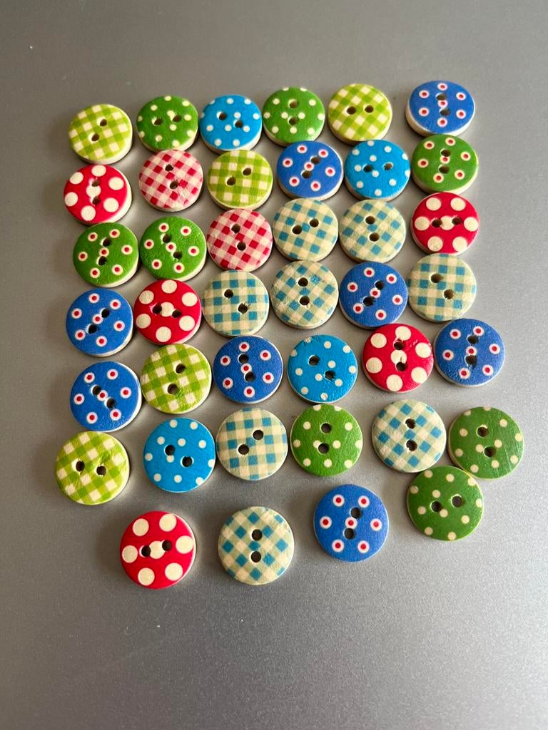 Bouton vendu a la pièce, Enlèvement ou Envoi, Comme neuf