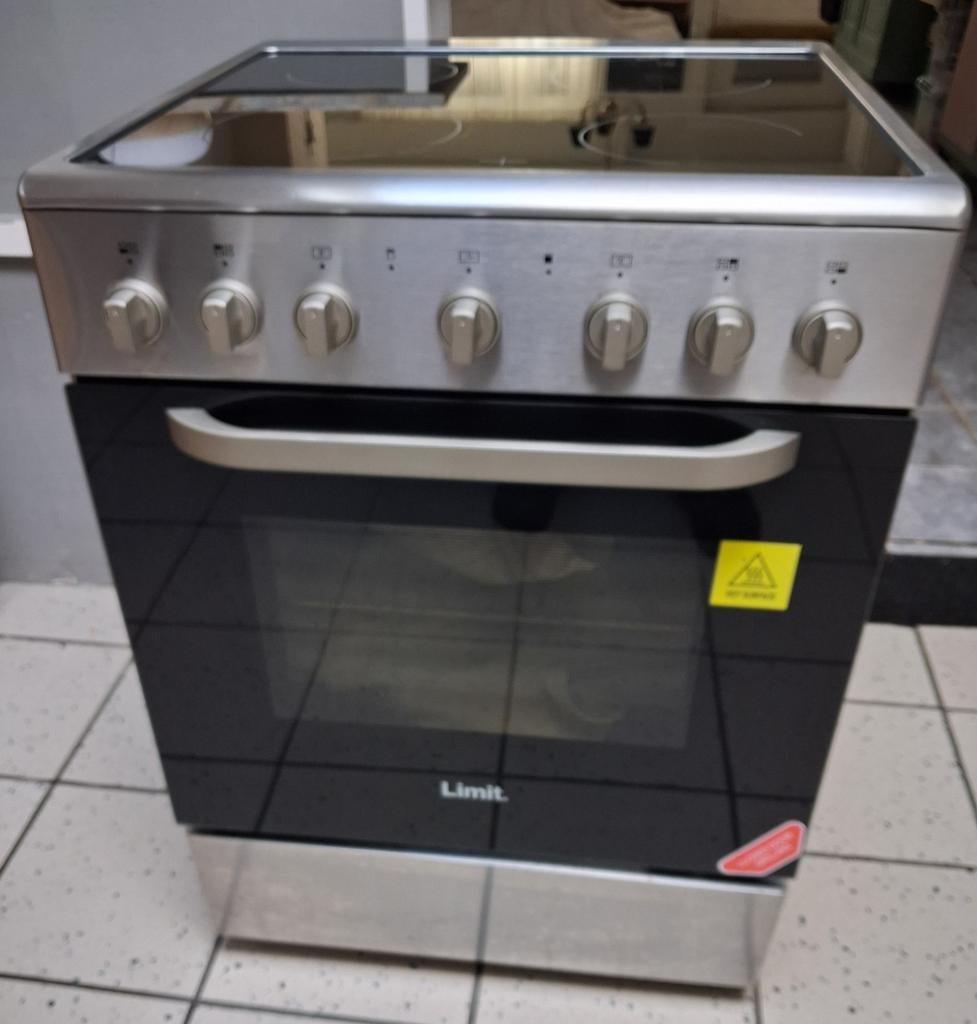 Kookfornuis zie afbeeldingen, gebruikt maar goede staat,, Elektronische apparatuur, Fornuizen, Ophalen, Gebruikt, 4 kookzones