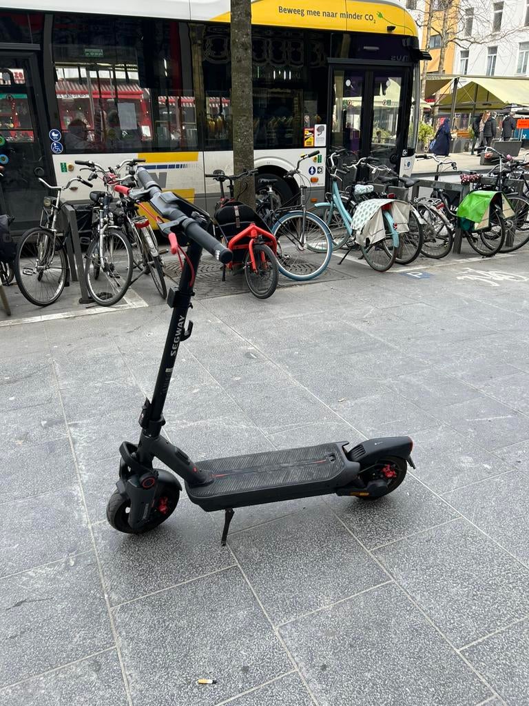 Ninebot g3 max, Fietsen en Brommers, Ophalen, Zo goed als nieuw, Elektrische step (E-scooter)