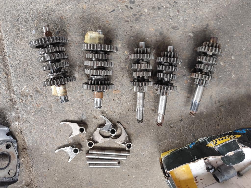 Derbi senda versnellingsbak tandwielen, Fietsen en Brommers, Ophalen