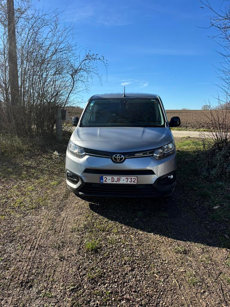 TOYOTA PROACE CITY, 75 kW, Achat, 4 portes, 3 places