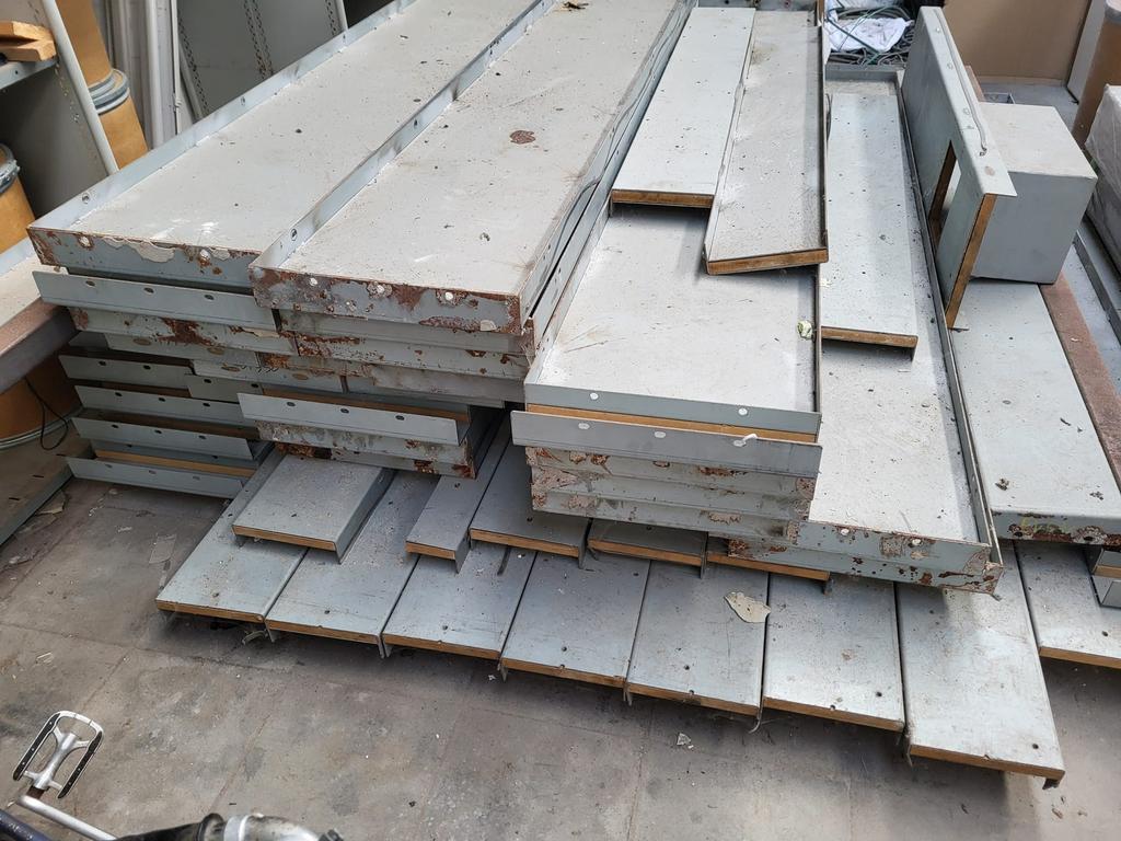 Bunker (Preppers), Bricolage & Construction, Plaques & Panneaux, Enlèvement, Utilisé, Autres matériaux, 20 à 50 mm