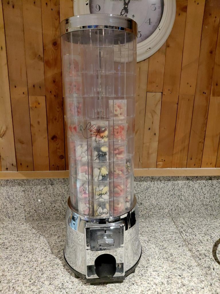 Snoep automaat (doopsuiker), Enlèvement