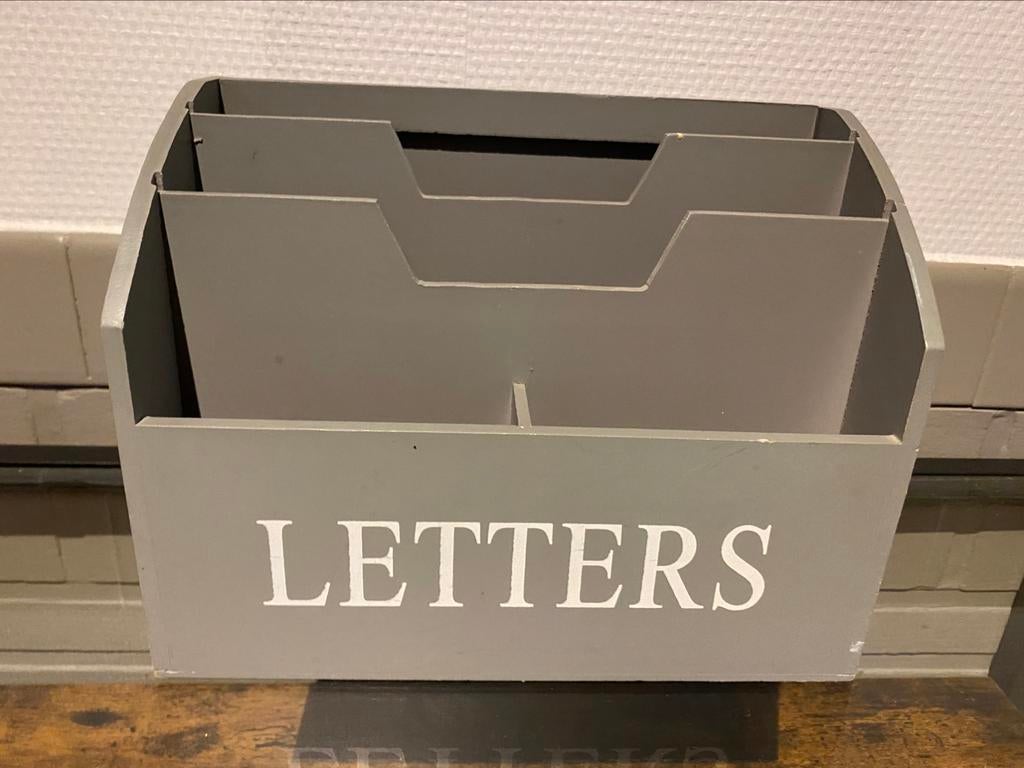 Porte courrier, Ophalen, Zo goed als nieuw