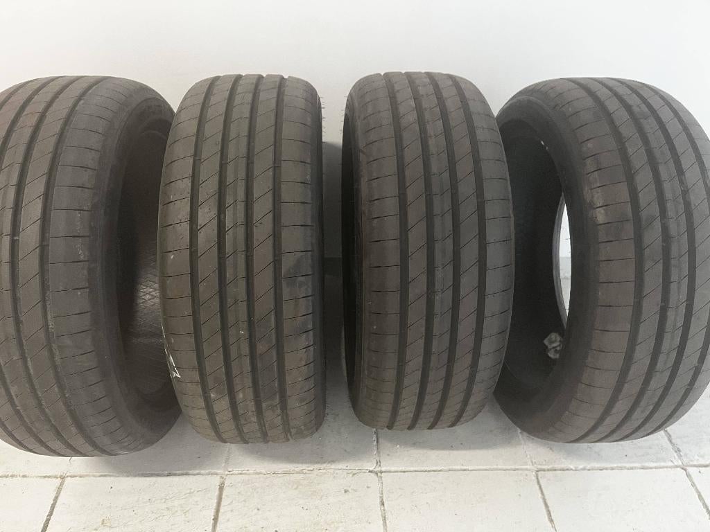 235/45R19 99V Good Year Eagle F1, Neuf, Véhicule de tourisme, Pneus été, Pneu(s)
