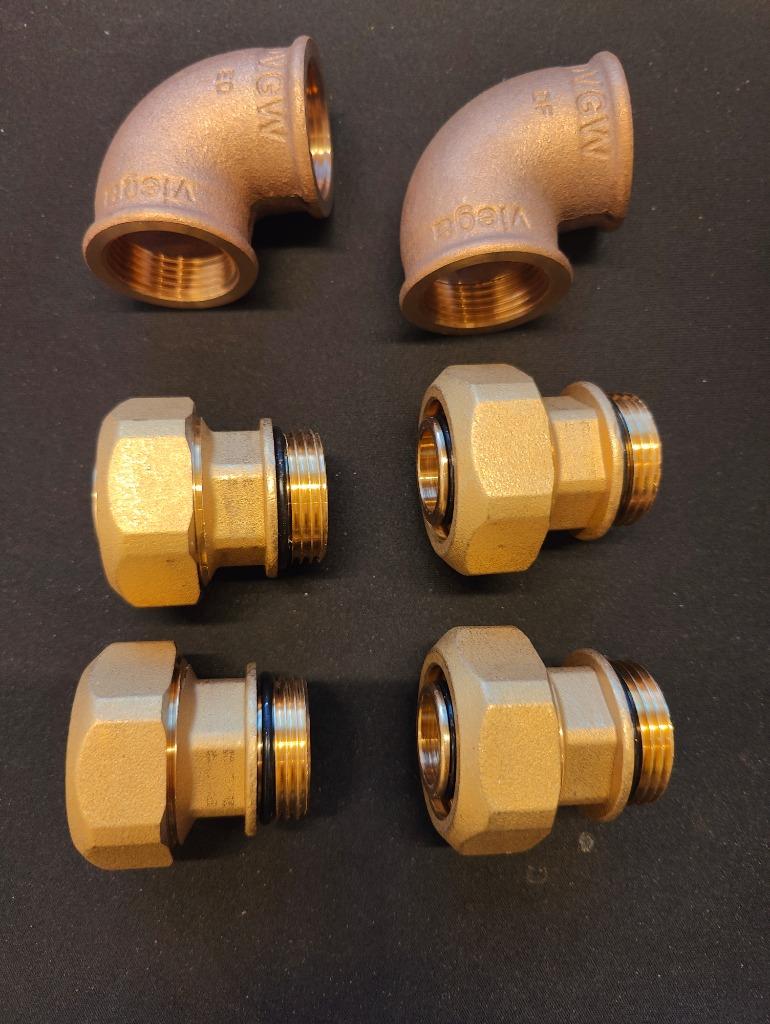 Messing koppelstukken (aansluiten warmtepomp), Doe-het-zelf en Bouw, Ophalen, Overige materialen, Overige typen, Nieuw