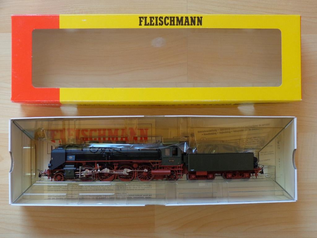 Fleischmann ho 4827 DRG Loco vapeur Type BR 39 avec tender ., Enlèvement ou Envoi, Neuf, Locomotive, Fleischmann