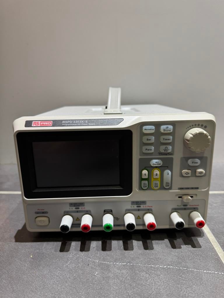 RS PRO RSPD3303X-E labvoeding – 3 outputs – perfecte staat, Ophalen, Zo goed als nieuw