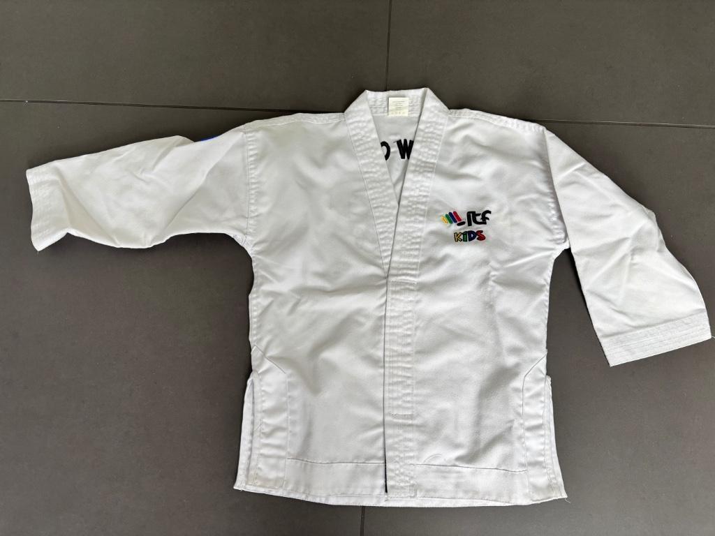 Taekwondo Kids - Dobok, Sport en Fitness, Vechtsporten en Zelfverdediging, Ophalen of Verzenden, Gebruikt, Taekwondo