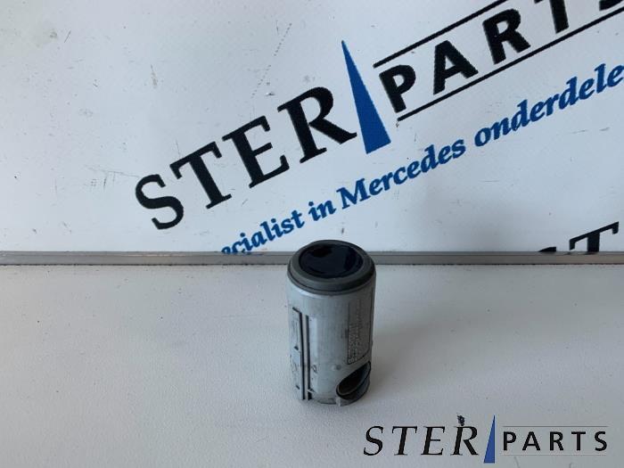 Capteur PDC d'un Mercedes E-Klasse, Enlèvement ou Envoi, 3 mois de garantie, Utilisé, Mercedes-Benz