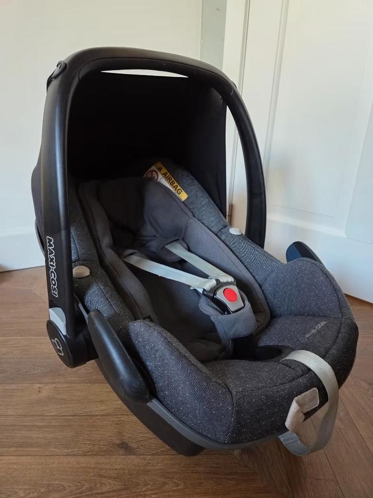Maxi cosi 2 wayfix + Pebble plus, 2 waypearl, 0 à 18 kg, Utilisé, Isofix, Maxi-Cosi