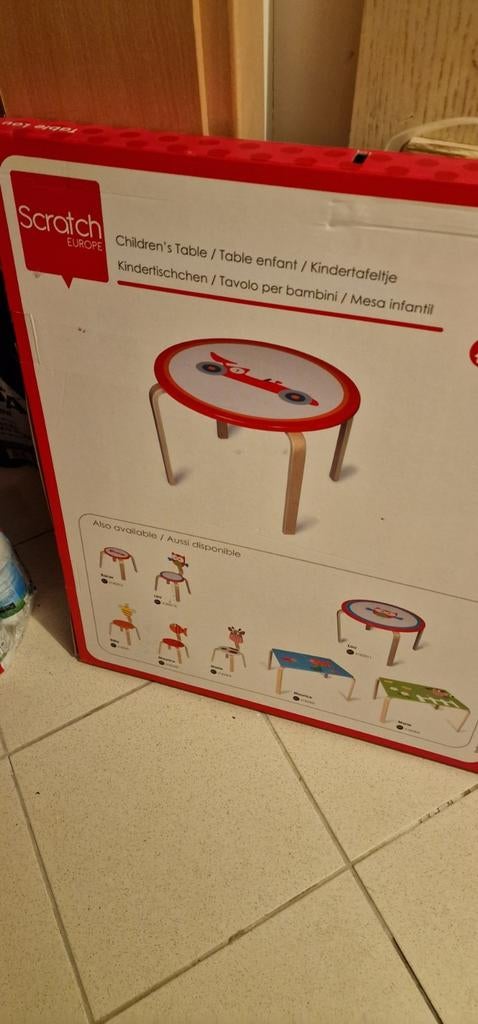 nouveau  table enfant Scratch, Nieuw