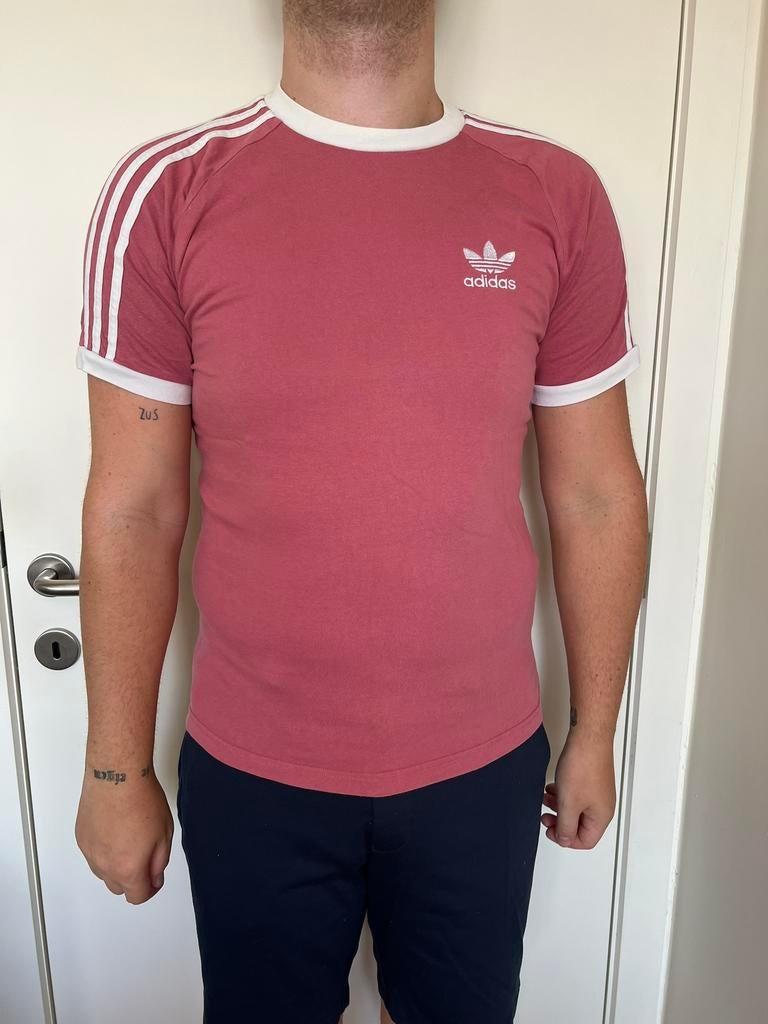 Adidas roze t-shirt maat Small, Kleding | Heren, T-shirts, Ophalen of Verzenden, Zo goed als nieuw, Adidas, Roze
