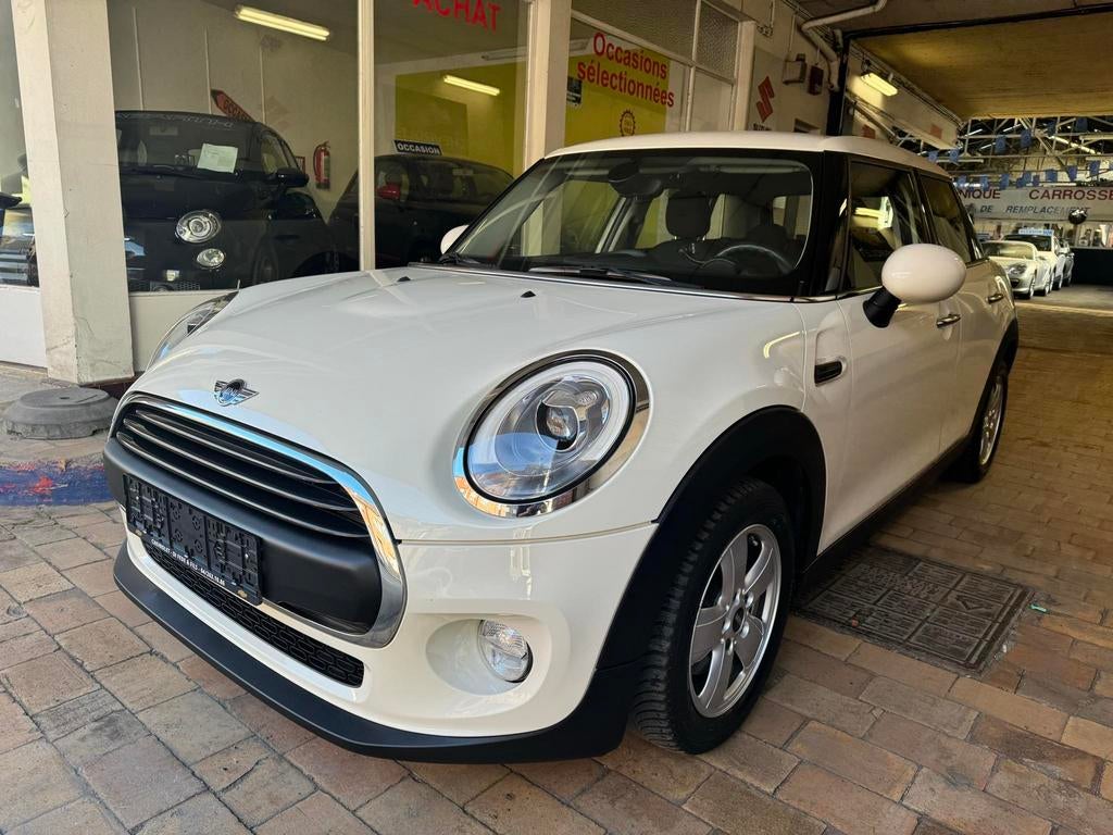 Mini one 1.2i 2016 102 pk airco gps 105.000 km, Auto's, Mini, Voorwielaandrijving, 4 cilinders, Wit, 5 deurs