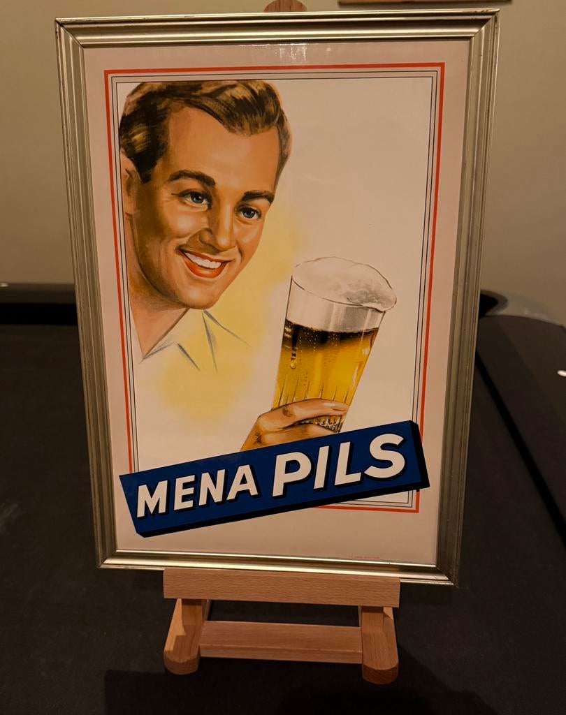 Panneau publicitaire Mena Pils 1954, Collections, Enlèvement ou Envoi, Comme neuf, Panneau publicitaire