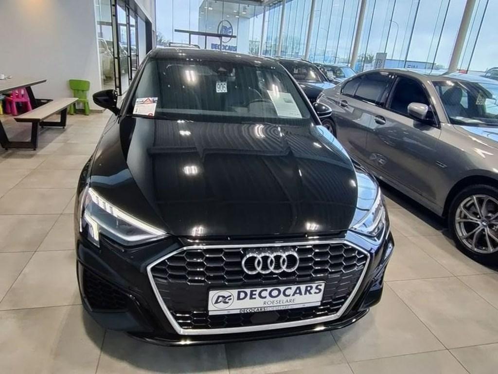 Audi A3 S-line // Carplay - Navi - DAB, Auto's, Audi, https://public.car-pass.be/vhr/98561864-bd31-42d5-a903-808024c11c48, Zwart
