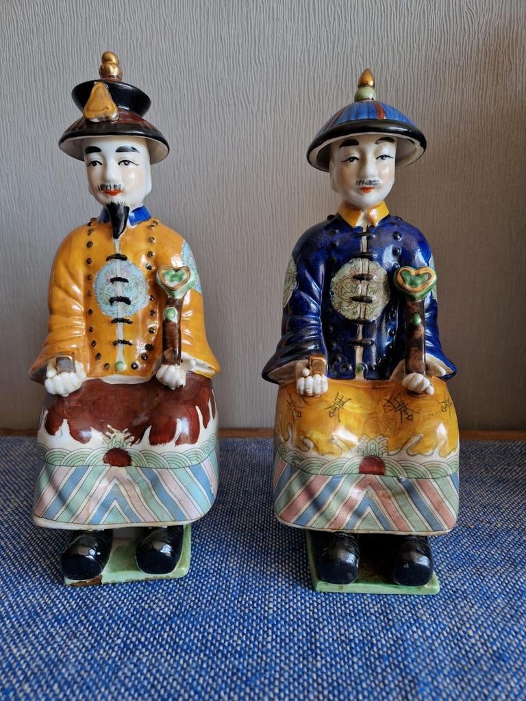 2 oude handgeschilderde chinese Keizers porselein, Enlèvement ou Envoi