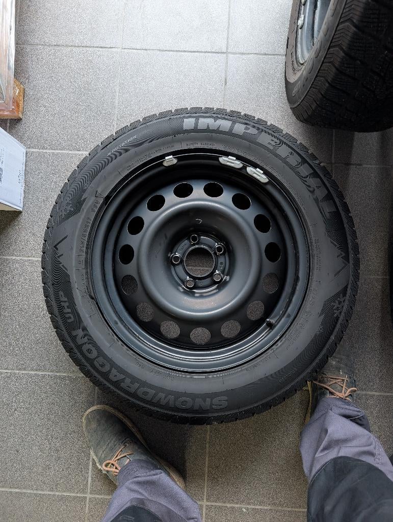 WINTERBANDEN + Velg Peugeot 5008, Auto-onderdelen, Banden en Velgen, Ophalen, Gebruikt, Banden en Velgen, 17 inch