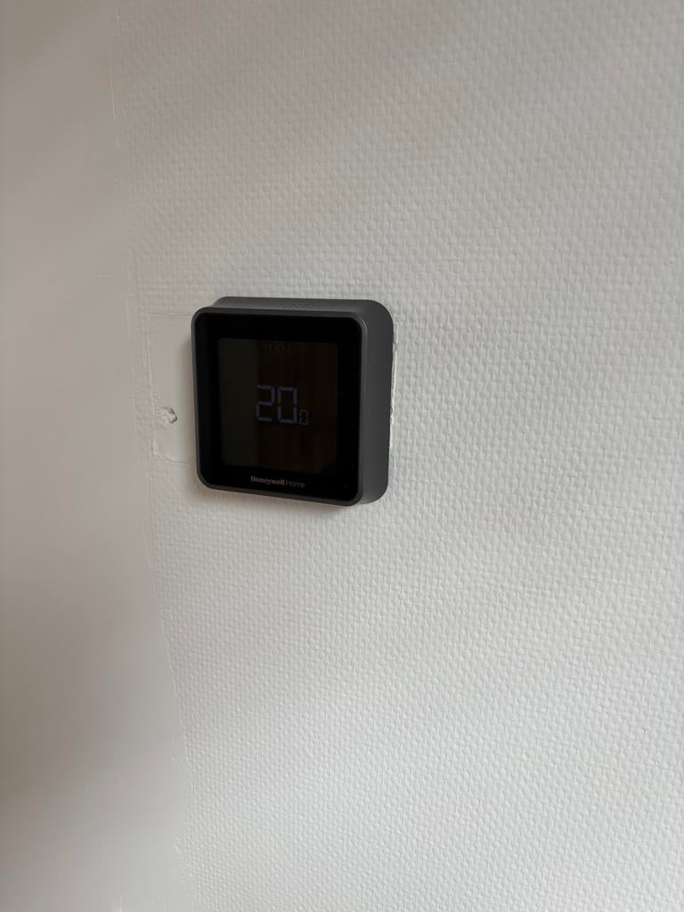 Honeywell T6 wifi thermostaat, Doe-het-zelf en Bouw, Ophalen, Zo goed als nieuw
