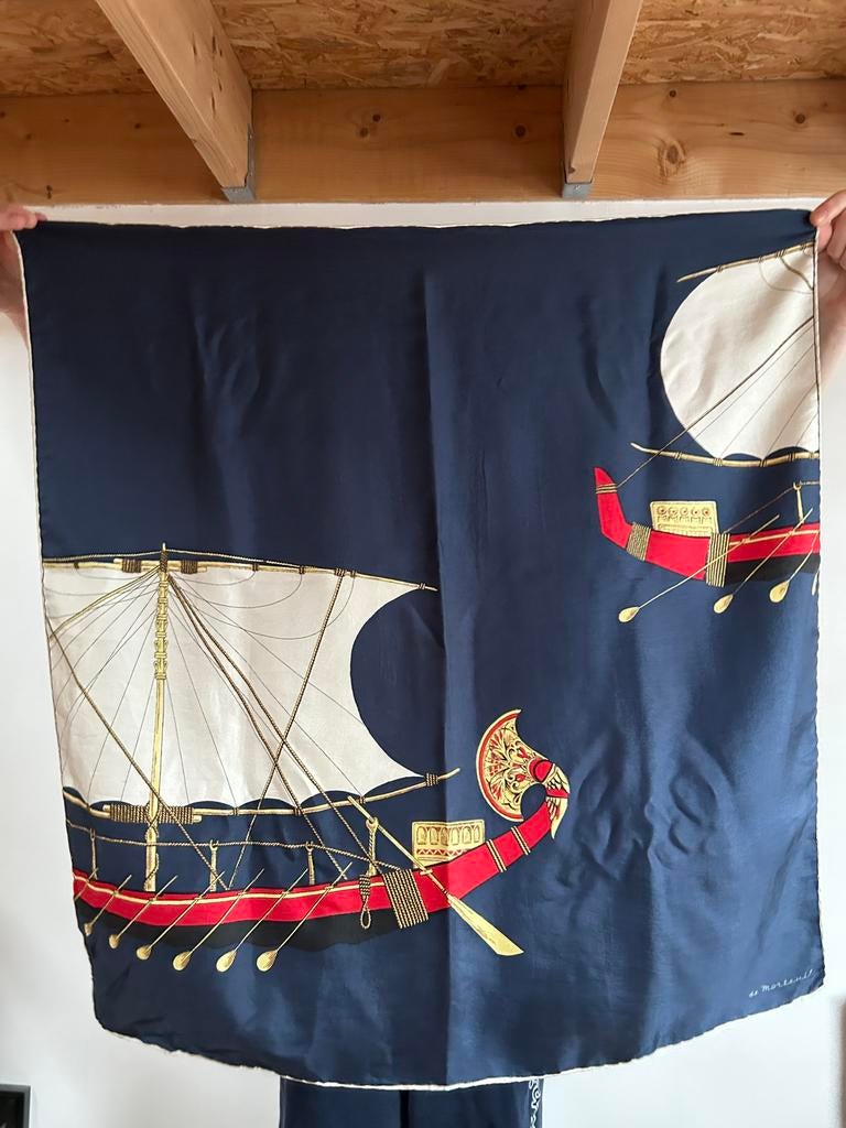 Morteuil vierkante sjaal zijden schip 76cm, Ophalen of Verzenden, Gedragen