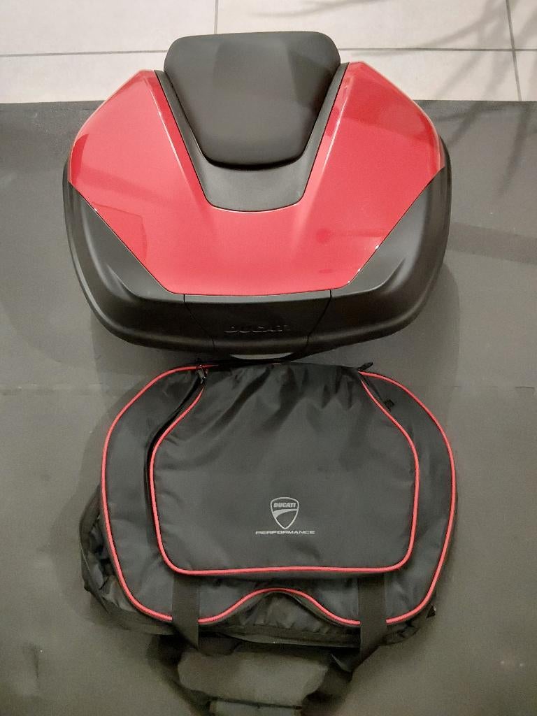 Topcase Ducati Multistrada V4 V4S, Motos, Accessoires | Valises & Sacs, Comme neuf, Enlèvement ou Envoi