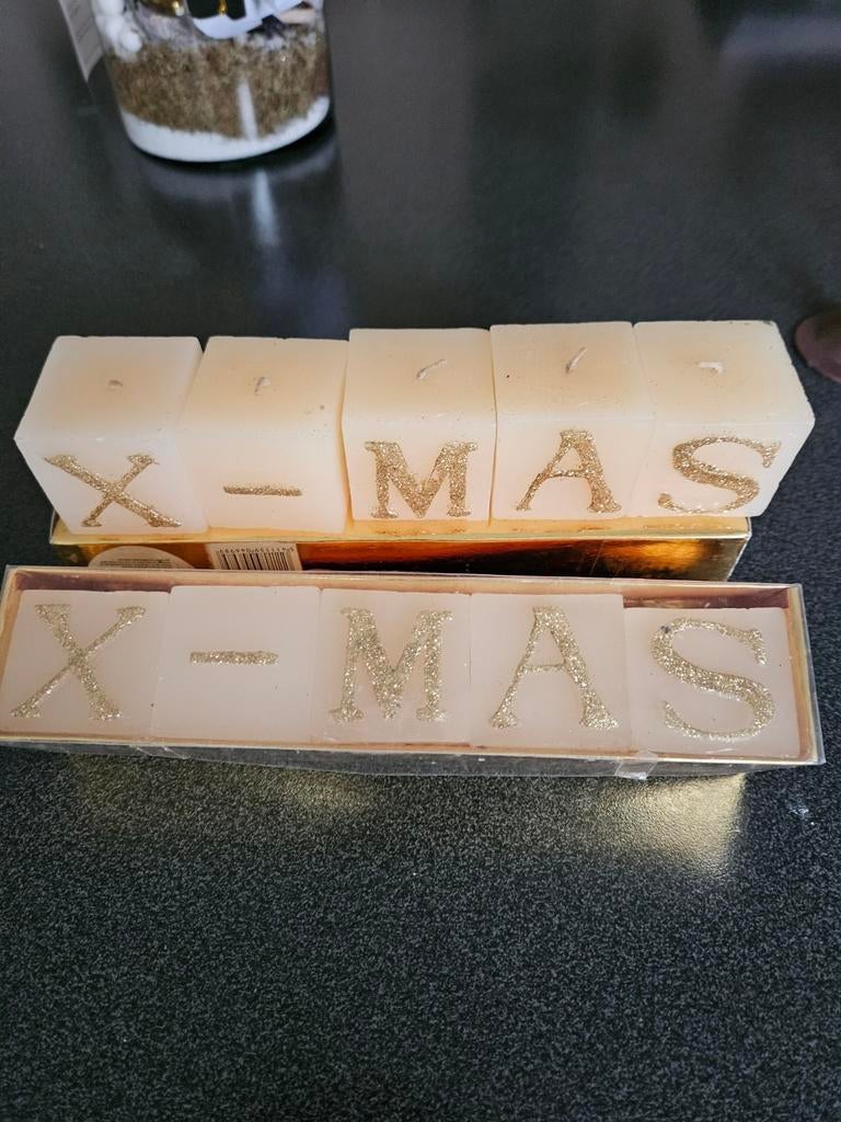 Mooie kerstkaarsjes met gouden glitterletters, Ophalen of Verzenden