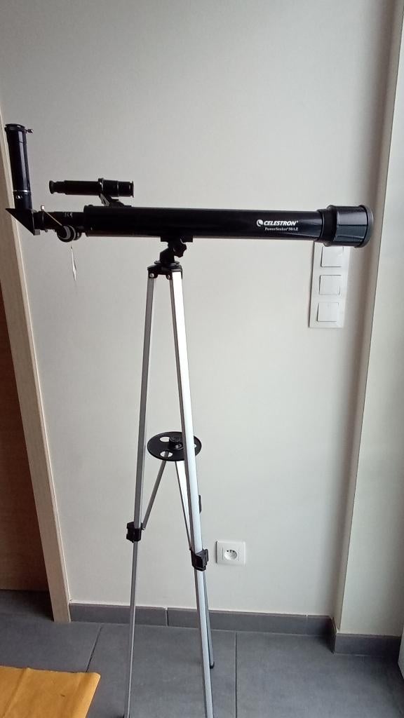 Télescope, Audio, Tv en Foto, Optische apparatuur | Telescopen, Ophalen, Zo goed als nieuw, Lenzentelescoop (refractor), Met statief