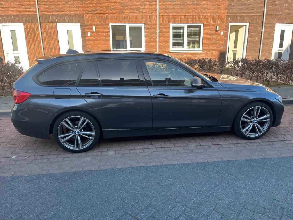 BMW 316d sport station 2013, Auto's, BMW, Particulier, 3 Reeks, Sportstoelen, Diesel, Automaat, Stof