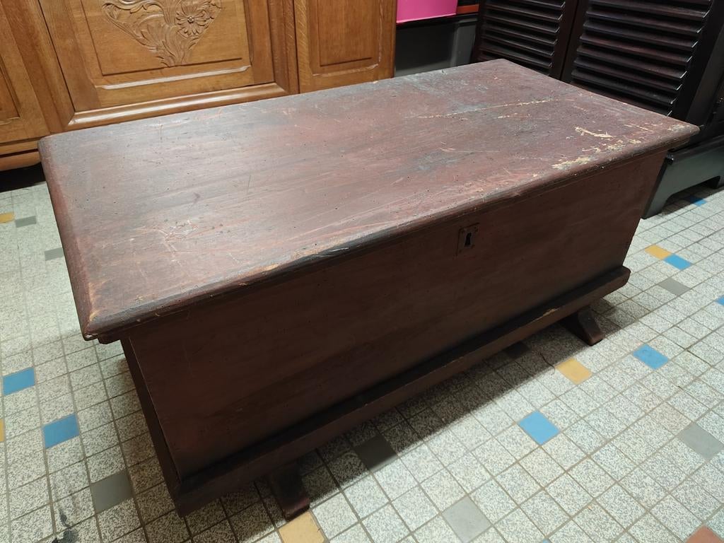 Coffre en bois massif., Maison & Meubles, Enlèvement