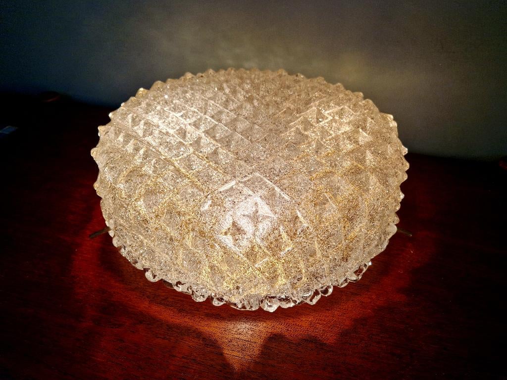 Grote plafondlamp in messing en matglas, Hillebrand, 1970, Ophalen of Verzenden