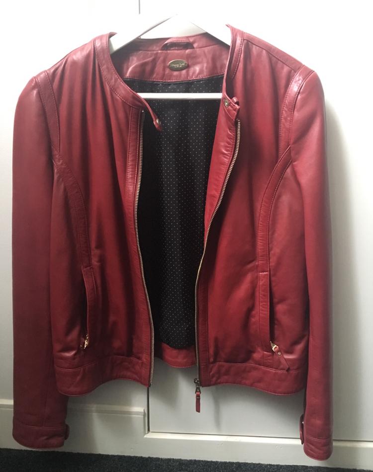 Leren jas Massimo dutti Bordeaux leder, Ophalen, Zo goed als nieuw, Maat 38/40 (M)