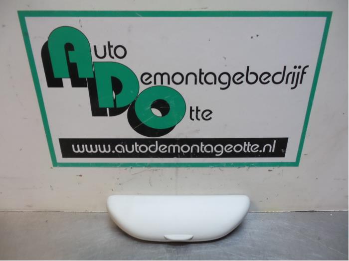 Compartiment de rangement d'un Volkswagen Beetle (Beetle 98-, Autos : Pièces & Accessoires, Volkswagen, -, Utilisé, -