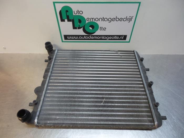 Radiateur d'un Volkswagen Fox (Fox 05-), Volkswagen, -, 3 mois de garantie, Utilisé