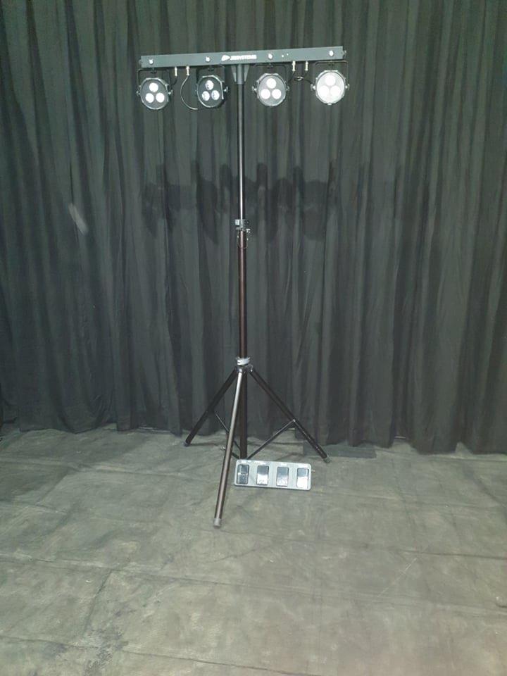 Led verlichting - LIVESET 2 + statief + draadloze controller, Ophalen, Zo goed als nieuw, Licht, Geluidgestuurd