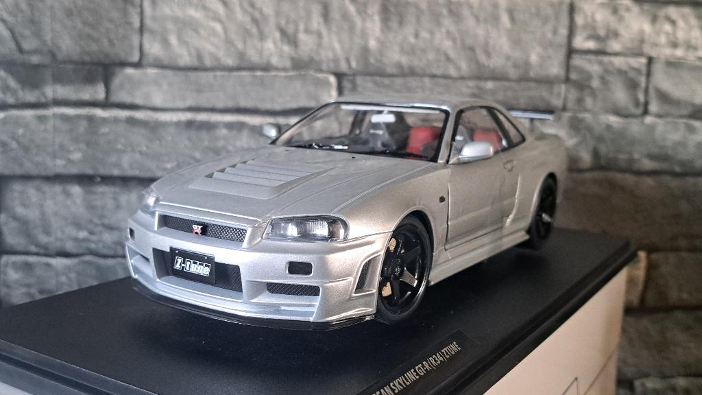 Nissan Skyline GT-R (BNR34) with NISMO 1/18ème, Solido, Auto, Solido, Nieuw