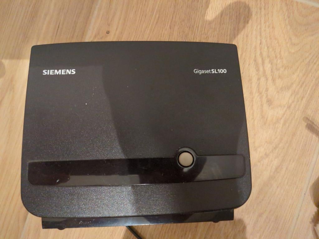 Siemens Gigaset SL100 DECT-basisstation, Telecommunicatie, Vaste telefoons | Handsets en Draadloos, Ophalen of Verzenden, Gebruikt