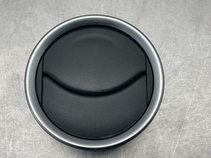 AERATEUR TABLEAU DE BORD Suzuki Vitara (LY / MY) (01-2015/-), Autos : Pièces & Accessoires, Tableau de bord & Interrupteurs, Utilisé